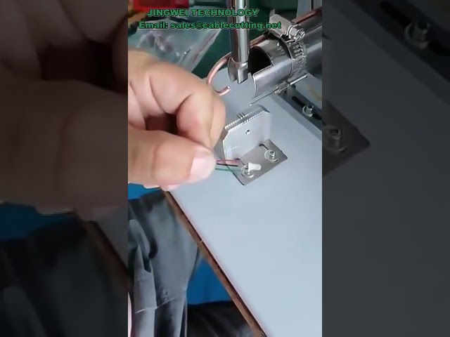 Полуавтоматический станок для пайки USB-кабелей: компактное оборудование для разъемов USB-A и micro-USB