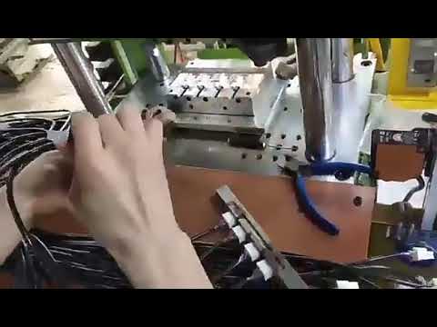 Hot Selling Plug Connector Making Machine - Plastic Product Molding Vertical Injection Molding